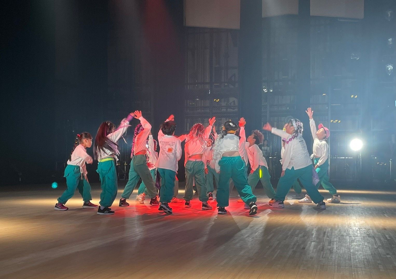 Mark【マーク】 | 山手ダンススクール